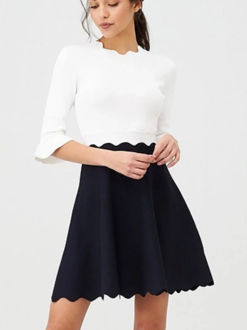 Ted Baker Lauron scallop knitted skater dress US Size 12/Ted Baker Size 4 - NWT